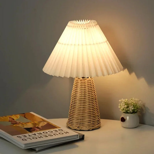 Nordic Pleated Table Lamp