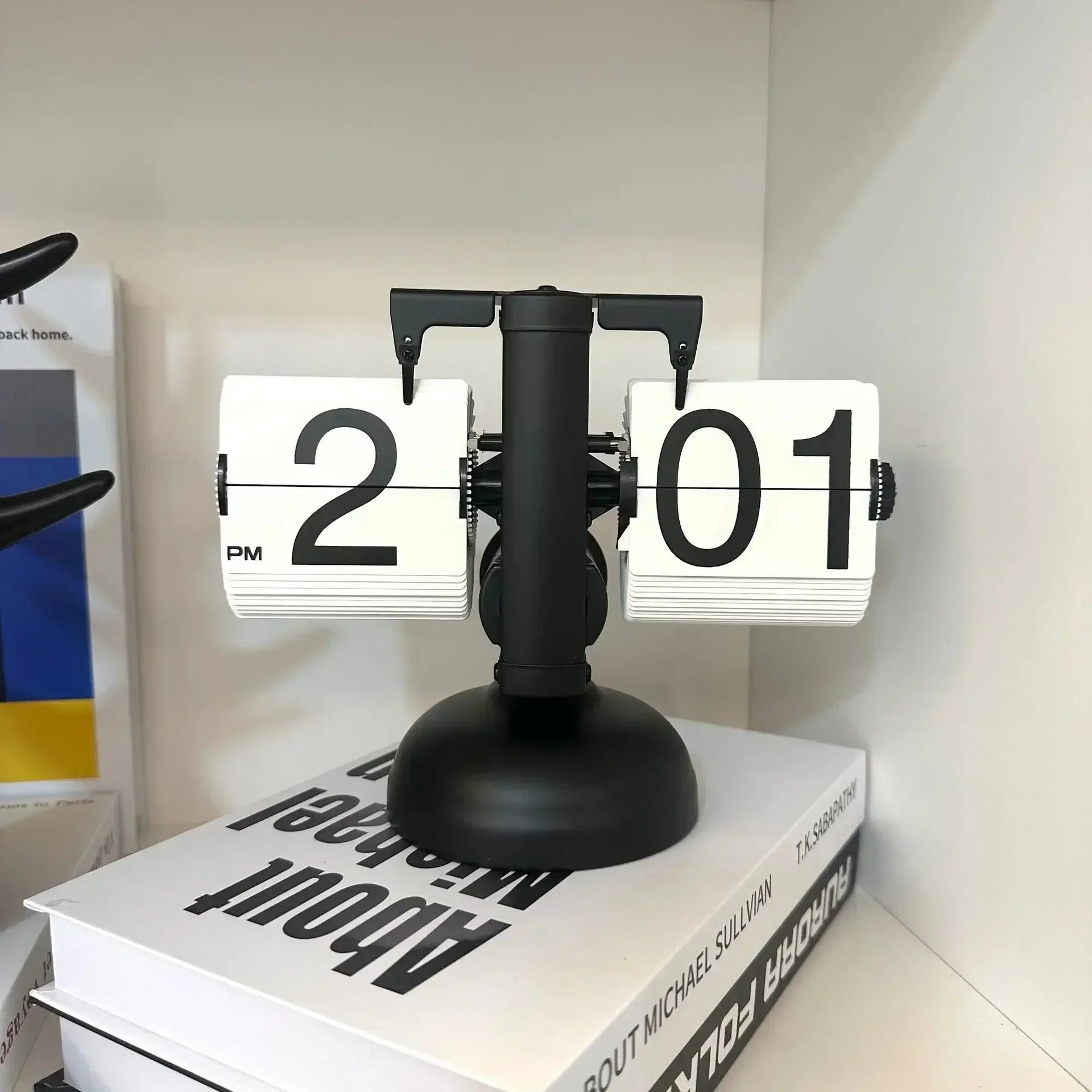 Flip Clock Vintage Desk Clocks Retro Flip Down Clocks-Battery Powered Internal Operated Flip Flop Watch Home & Office Décor 탁상시계