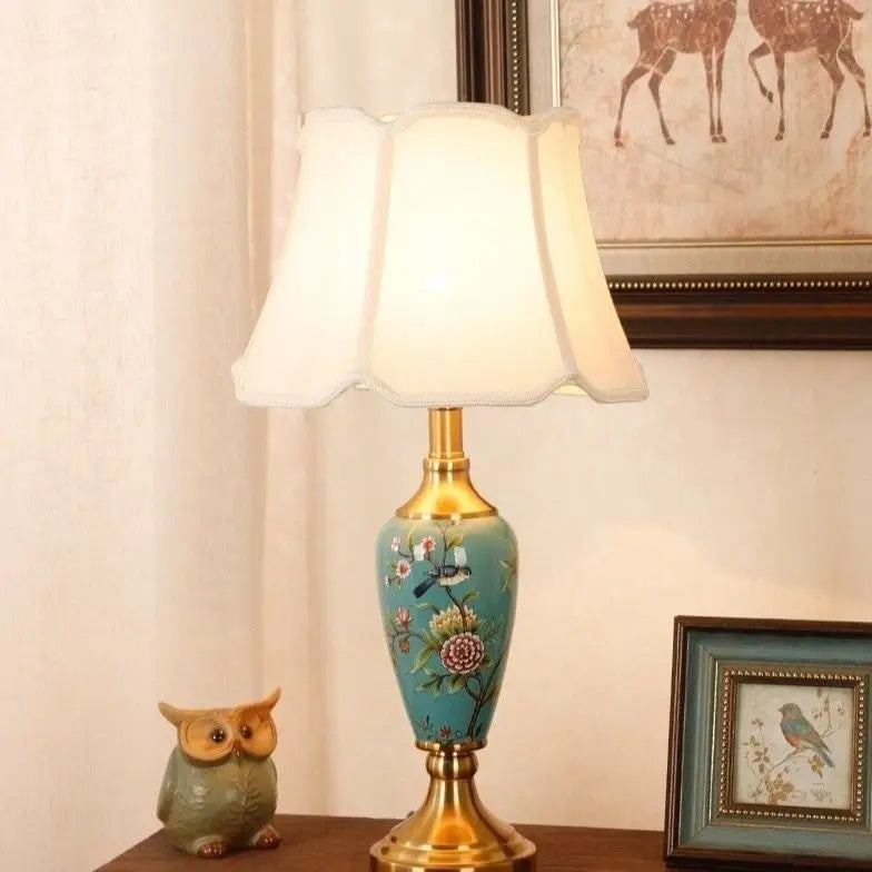 French-style Ceramic Table Lamp - Creative American Modern Minimalist Living Room Study Table Lamp Bedroom Bedside Lamp
