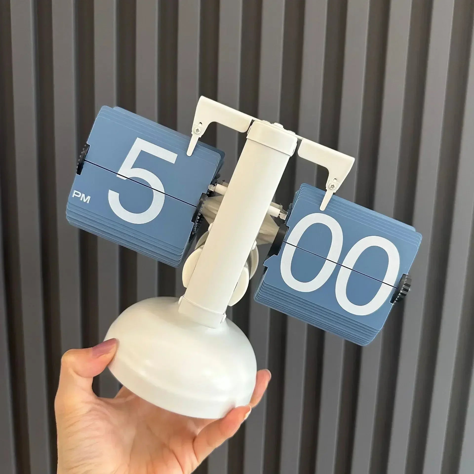 Flip Clock Vintage Desk Clocks Retro Flip Down Clocks-Battery Powered Internal Operated Flip Flop Watch Home & Office Décor 탁상시계