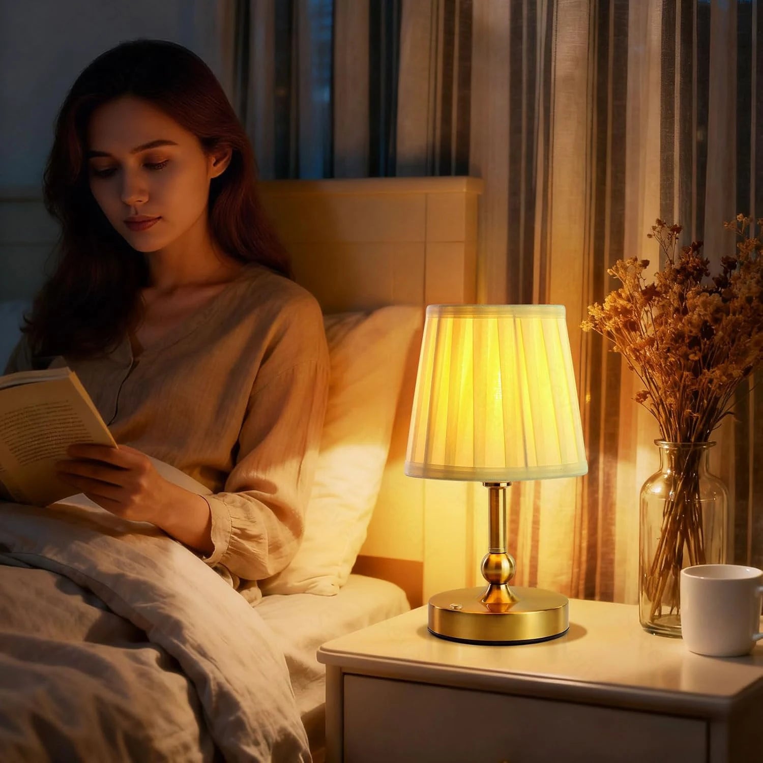 Wireless Table Lamp LED Touch Sensor Desktop Night Light Rechargeable Reading Lamp For Restaurant Hotel Bar Bedroom Decor Light