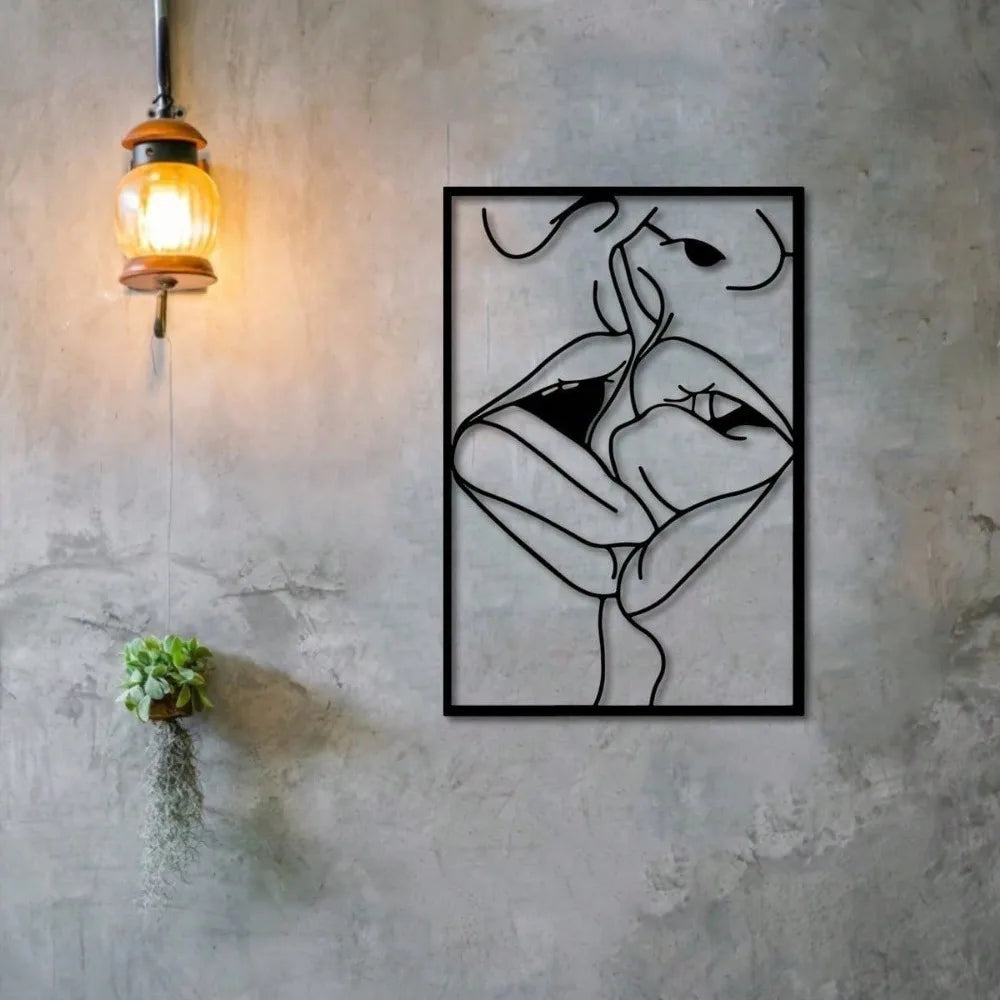 Modern Abstract Renaissance Metal Art - Kissing Couple Line Sculpture, Wrought Iron Indoor Outdoor Decor