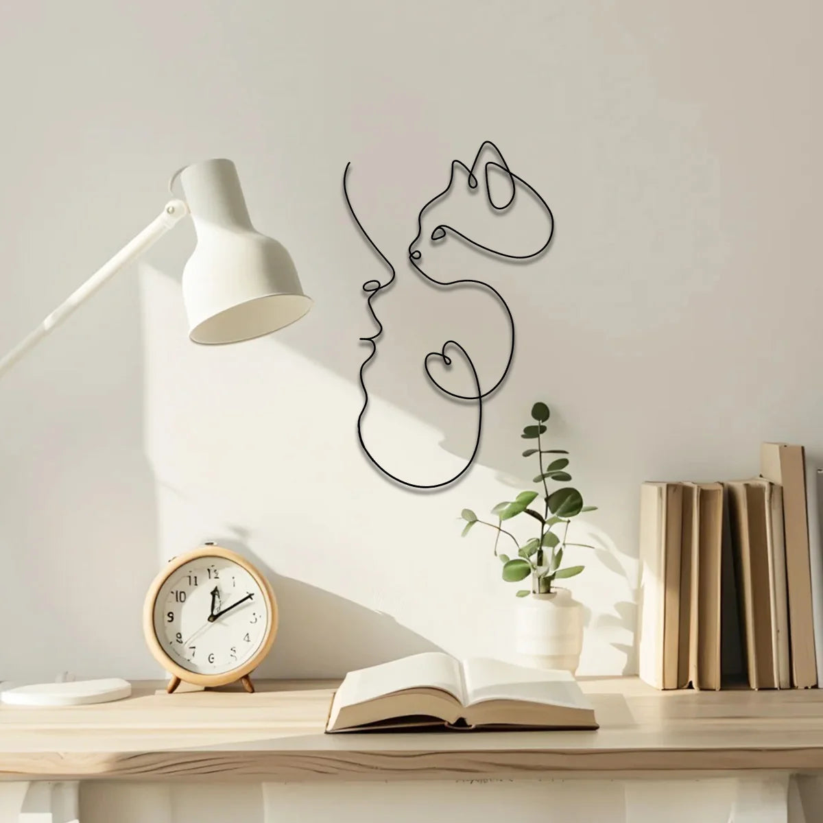 1Pc Iron Art Wall Decor, Minimalist Wall Decor, Artistic Wall Hanging, Abstract Minimalist Sculpture, Metal Sculpture, Decorative Wall Hanging, Unique Home Decor, Ideal Gift for Cat Lovers.